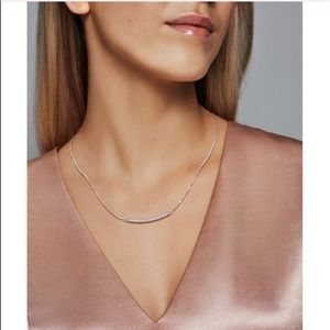 PANDORA Sparkling Curved Bar Necklace